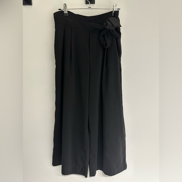 Black Zara dress pant - Picture 1 of 4